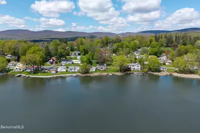 15 Sunrise St, Lanesborough, MA 01237 - Photo 35