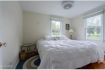15 Sunrise St, Lanesborough, MA 01237 - Photo 15