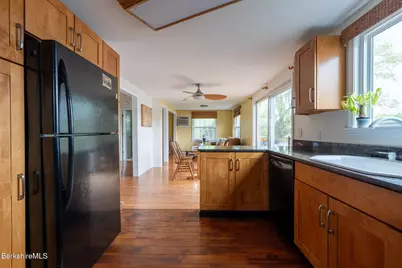 15 Sunrise St, Lanesborough, MA 01237 - Photo 5