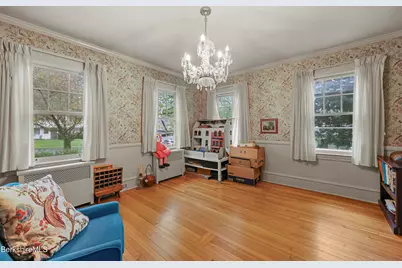 15 Kenilworth St, Pittsfield, MA 01201 - Photo 25