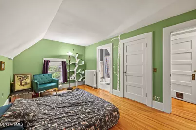 15 Kenilworth St, Pittsfield, MA 01201 - Photo 39