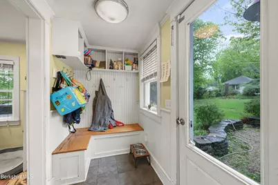 15 Kenilworth St, Pittsfield, MA 01201 - Photo 21
