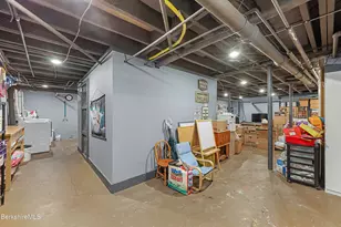 15 Kenilworth St, Pittsfield, MA 01201 - Photo 49