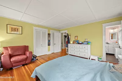 15 Kenilworth St, Pittsfield, MA 01201 - Photo 29