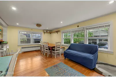 15 Kenilworth St, Pittsfield, MA 01201 - Photo 19