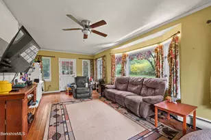 15 Kenilworth St, Pittsfield, MA 01201 - Photo 11
