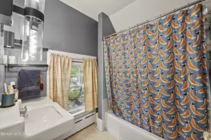 15 Kenilworth St, Pittsfield, MA 01201 - Photo 45