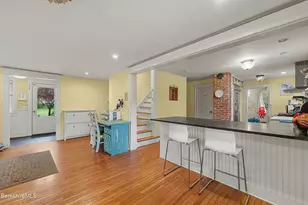 15 Kenilworth St, Pittsfield, MA 01201 - Photo 17