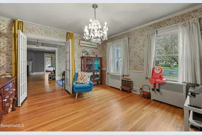 15 Kenilworth St, Pittsfield, MA 01201 - Photo 23
