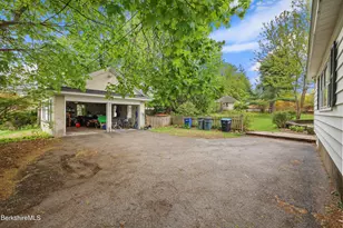 15 Kenilworth St, Pittsfield, MA 01201 - Photo 61