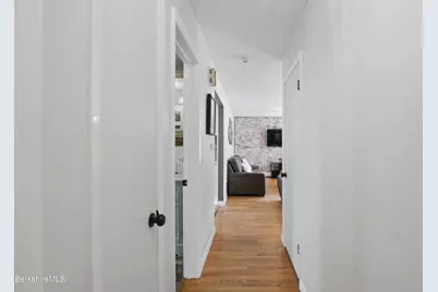 22 Quirico Dr, Pittsfield, MA 01201 - Photo 17