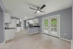 16 Spruce St, Great Barrington, MA 01230 - Photo 9