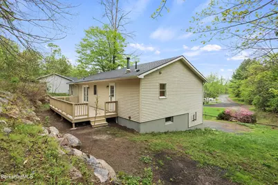 16 Spruce St, Great Barrington, MA 01230 - Photo 33