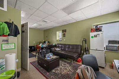 376 Tyler St, Pittsfield, MA 01201 - Photo 11