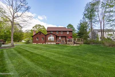 48 Lindsay Dr, Dalton, MA 01226 - Photo 5