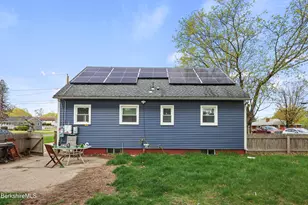 77 Imperial Ave, Pittsfield, MA 01201 - Photo 15