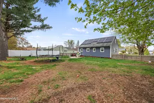 77 Imperial Ave, Pittsfield, MA 01201 - Photo 17