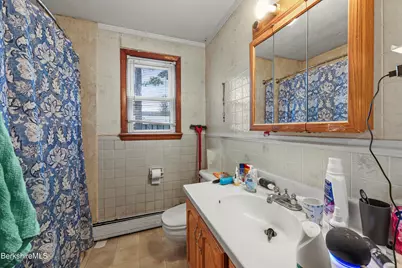 77 Imperial Ave, Pittsfield, MA 01201 - Photo 13