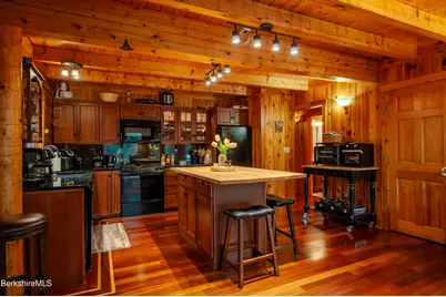 233 Algerie Rd, Becket, MA 01223 - Photo 9