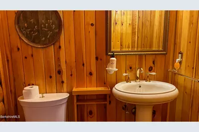 233 Algerie Rd, Becket, MA 01223 - Photo 23