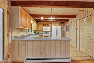 422 Bonny Rigg Hill Rd, Becket, MA 01223 - Photo 15