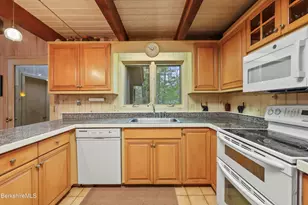 422 Bonny Rigg Hill Rd, Becket, MA 01223 - Photo 13