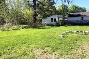 62 Walker St, North Adams, MA 01247 - Photo 31