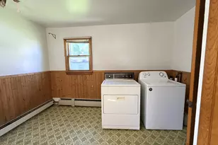 62 Walker St, North Adams, MA 01247 - Photo 5