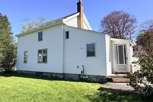 62 Walker St, North Adams, MA 01247 - Photo 29