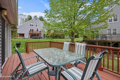 880 East St #14B, Lee, MA 01238 - Photo 3