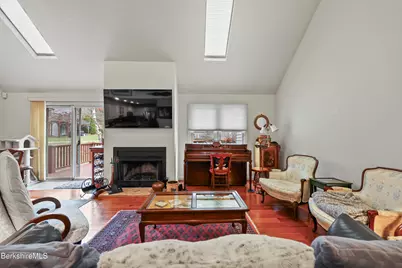 880 East St #14B, Lee, MA 01238 - Photo 5