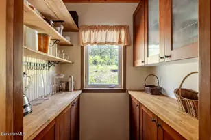 142 Rote Hill Rd, Sheffield, MA 01257 - Photo 11