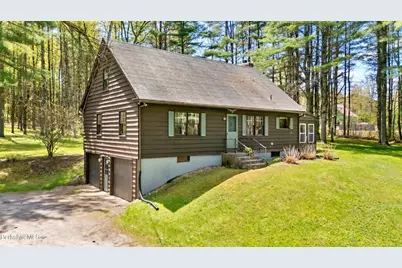 200 Hubbard St, Lenox, MA 01240 - Photo 3
