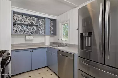 310 Luce Rd, Williamstown, MA 01267 - Photo 13