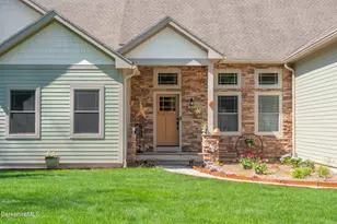 7 Perry Rd, Sandisfield, MA 01255 - Photo 3