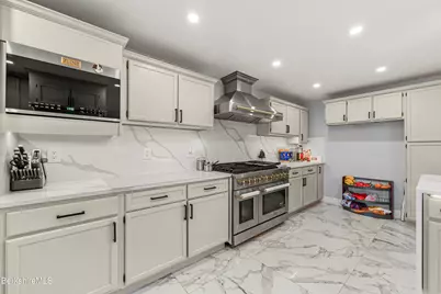 757 Main St, Lanesborough, MA 01237 - Photo 29