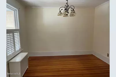 38 Hollister St, Pittsfield, MA 01201 - Photo 7