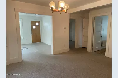38 Hollister St, Pittsfield, MA 01201 - Photo 39