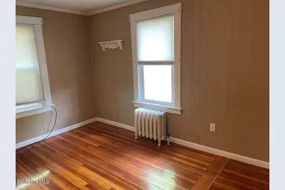 38 Hollister St, Pittsfield, MA 01201 - Photo 15