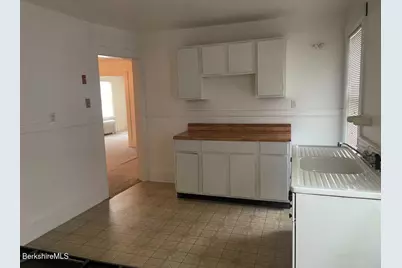 38 Hollister St, Pittsfield, MA 01201 - Photo 41