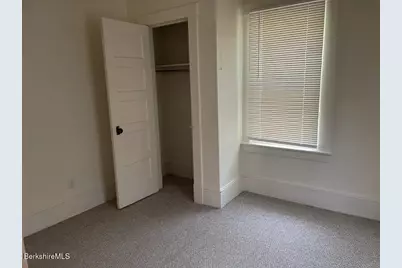 38 Hollister St, Pittsfield, MA 01201 - Photo 37