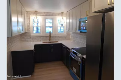 14 Cooper Pkwy, Pittsfield, MA 01201 - Photo 11
