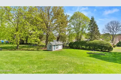 26 Partridge Rd, Pittsfield, MA 01201 - Photo 5