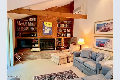 70 Galway Ct, Lenox, MA 01240 - Photo 11