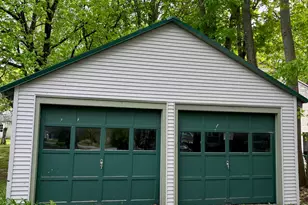 34 Church St, Stockbridge, MA 01262 - Photo 3