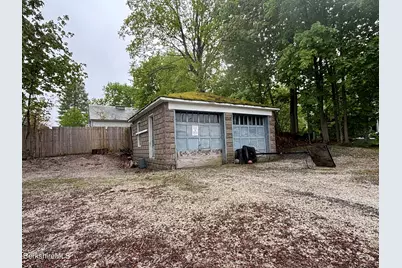 49 Brenton Ter, Pittsfield, MA 01201 - Photo 5