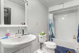 50 W Housatonic St, Pittsfield, MA 01201 - Photo 27