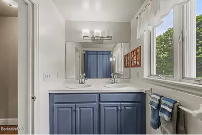 33 Eleanor Rd, Pittsfield, MA 01201 - Photo 37