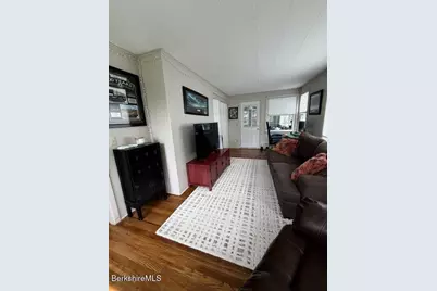 33 Eleanor Rd, Pittsfield, MA 01201 - Photo 7