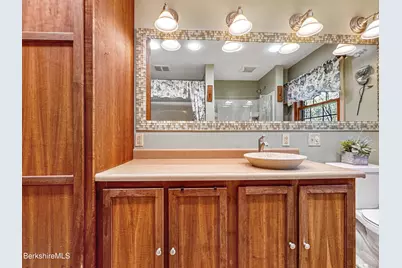 230 E Housatonic St, Dalton, MA 01226 - Photo 23